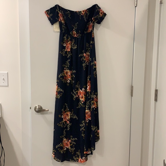 Off the shoulder midi dress - Picture 4 of 4